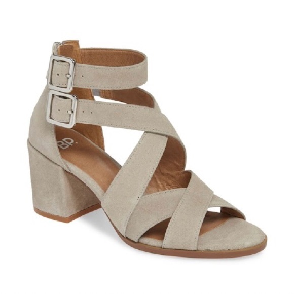 Block heels - Picture 1 of 5